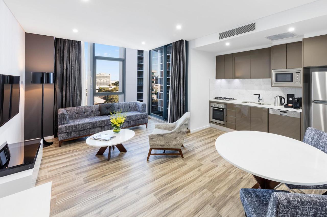 Meriton Suites Mascot Central Sydney Eksteriør bilde